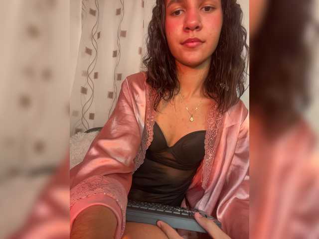 Autumn-Nyx live cam on BongaCams