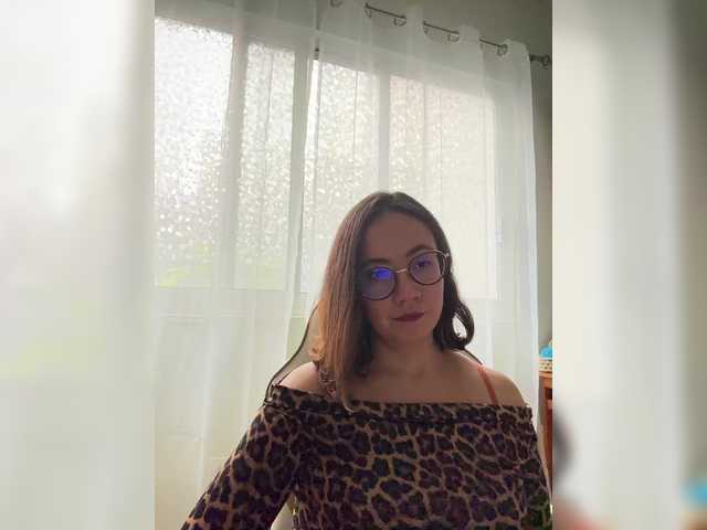 xxMishellexx live cam on BongaCams