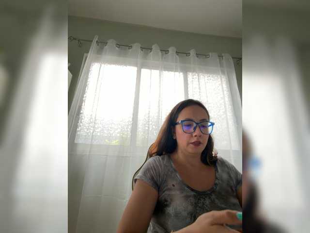 xxMishellexx live cam on BongaCams