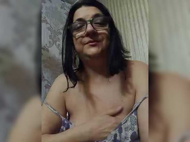milisenta live cam preview