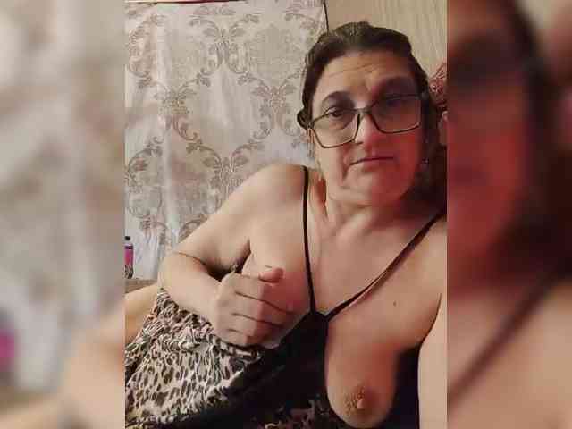 shamil20054 Live Webcam on BongaCams