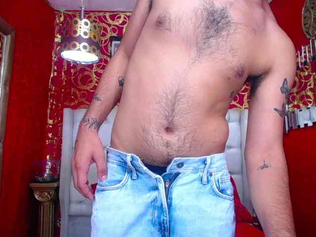 AlexBigDickkk