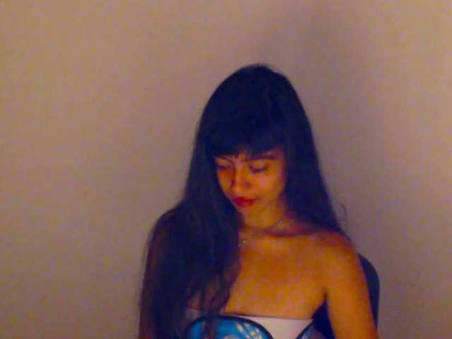 meganmiauu live cam on BongaCams