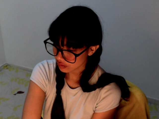 meganmiauu live cam on BongaCams