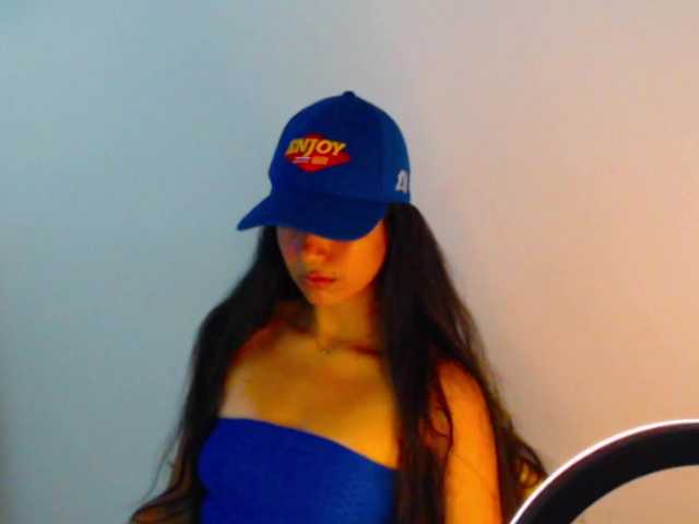 meganmiauu live cam preview