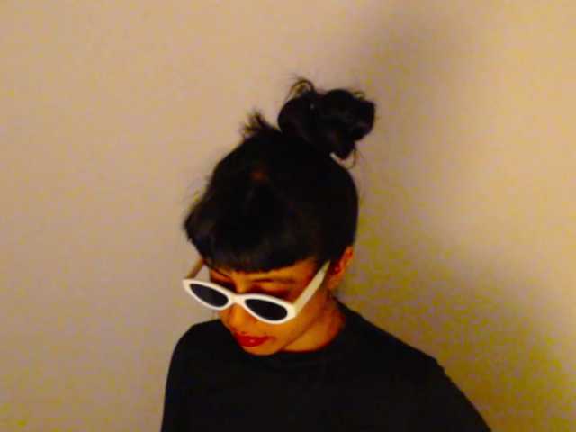 meganmiauu live cam on BongaCams