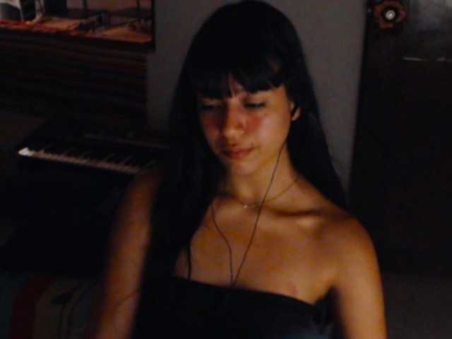 meganmiauu live cam on BongaCams