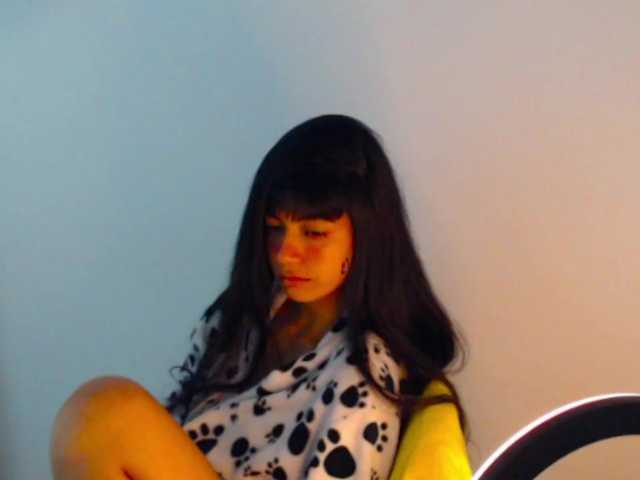 meganmiauu live cam on BongaCams