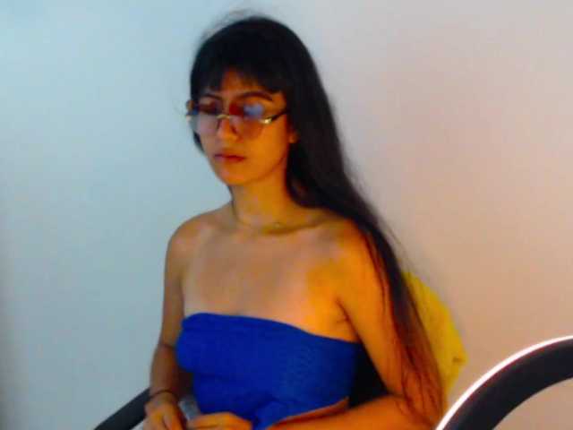 meganmiauu live cam on BongaCams