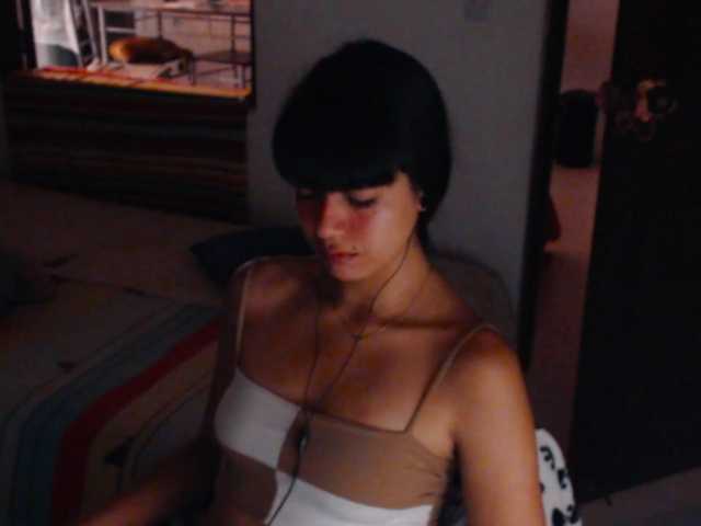 meganmiauu live cam on BongaCams