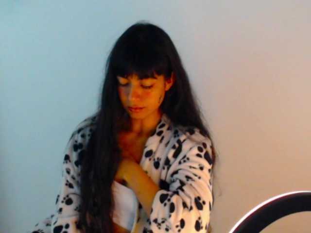 meganmiauu live cam on BongaCams