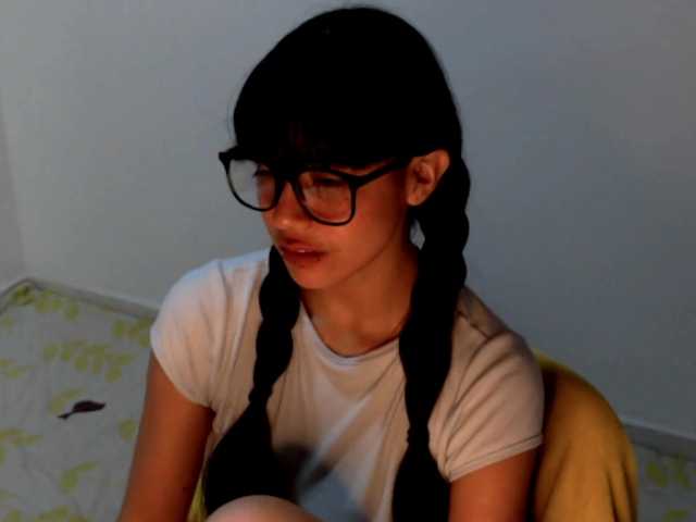 meganmiauu live cam on BongaCams