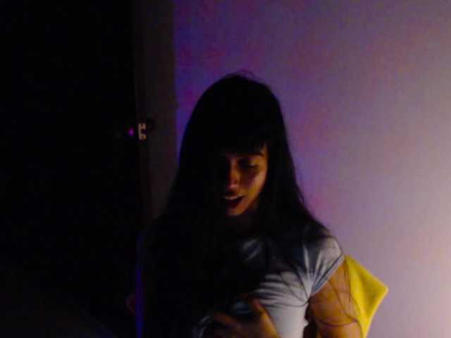meganmiauu live cam