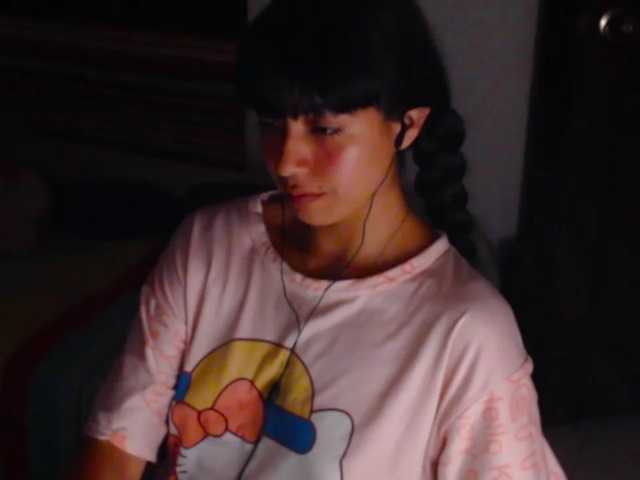 meganmiauu live cam on BongaCams