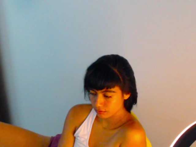 meganmiauu live cam on BongaCams