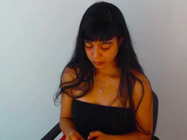 meganmiauu live cam on BongaCams