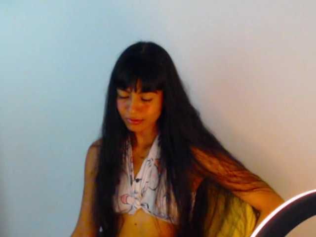 meganmiauu live cam preview