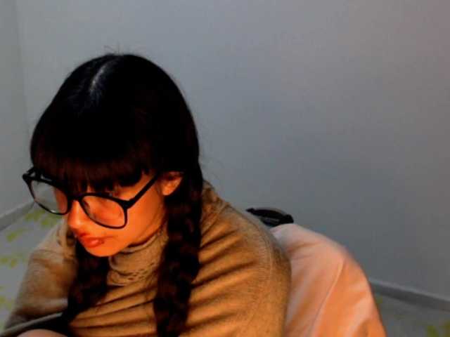 meganmiauu live cam on BongaCams