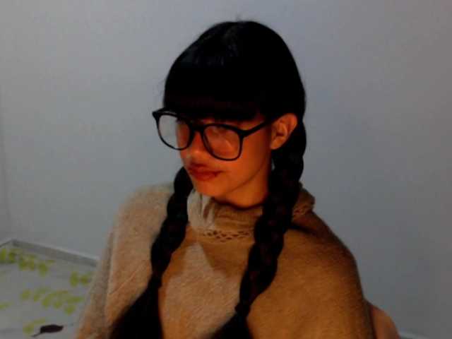 meganmiauu live cam on BongaCams