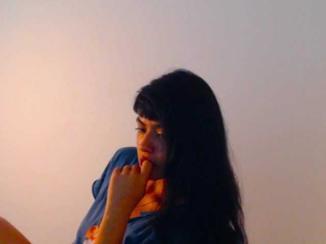 meganmiauu live cam on BongaCams