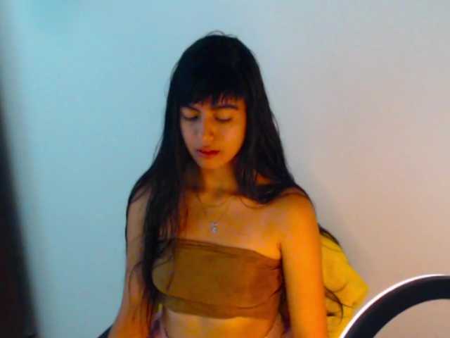 meganmiauu live cam on BongaCams