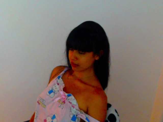 meganmiauu live webcam show