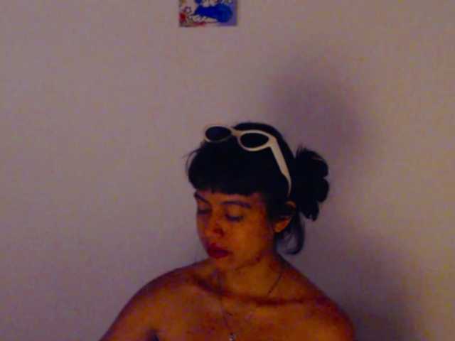 meganmiauu live cam on BongaCams