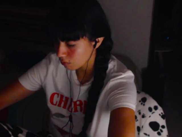 meganmiauu live cam on BongaCams