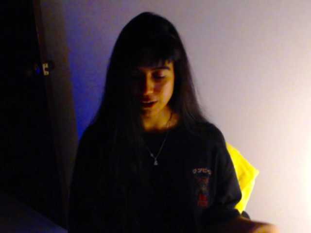 meganmiauu live cam on BongaCams