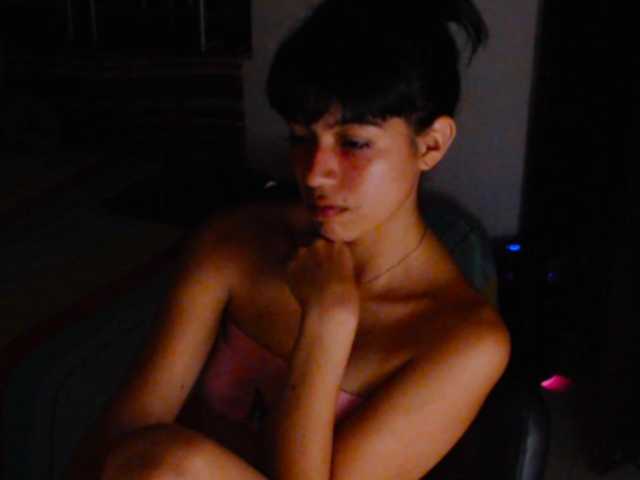 meganmiauu live cam on BongaCams