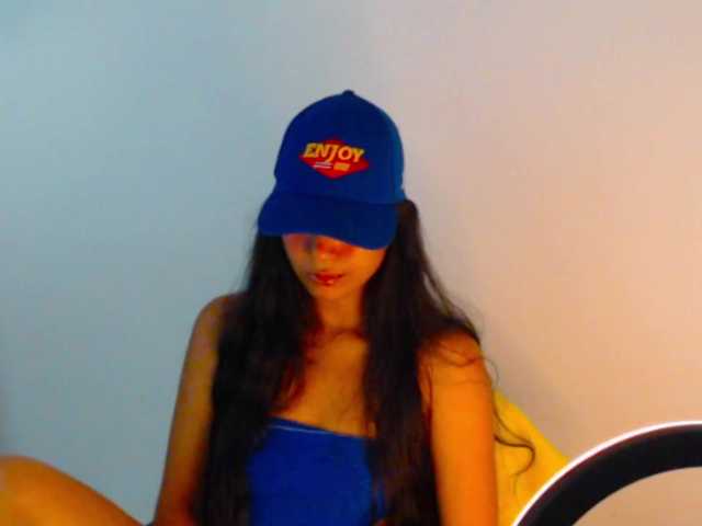 meganmiauu live cam preview