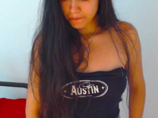 meganmiauu live cam on BongaCams