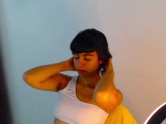 meganmiauu live cam on BongaCams
