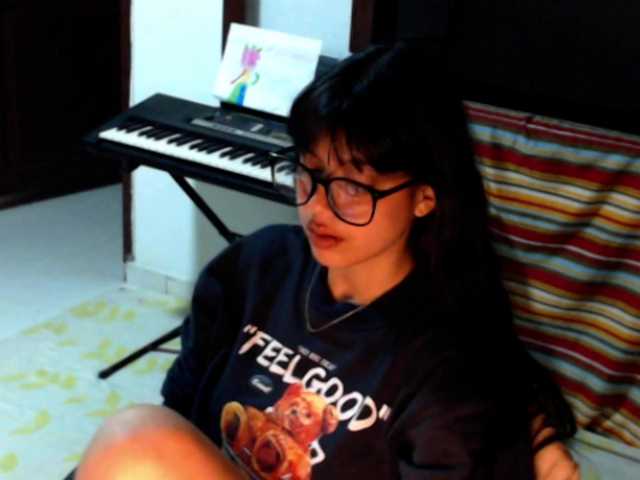 meganmiauu live cam on BongaCams