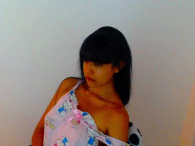 meganmiauu live cam on BongaCams