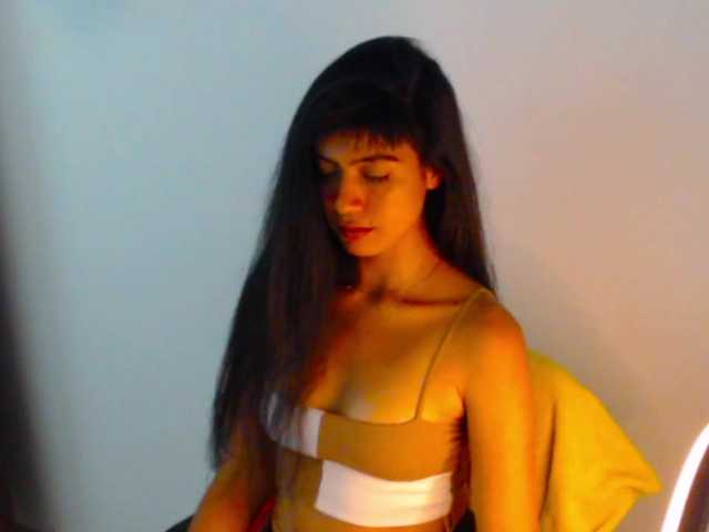 meganmiauu live cam on BongaCams