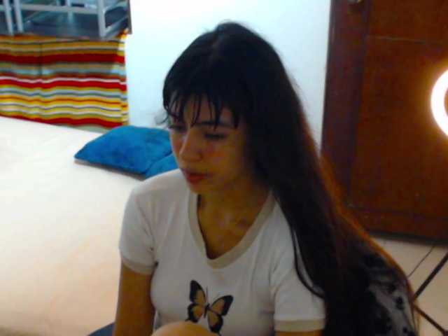 meganmiauu live cam preview