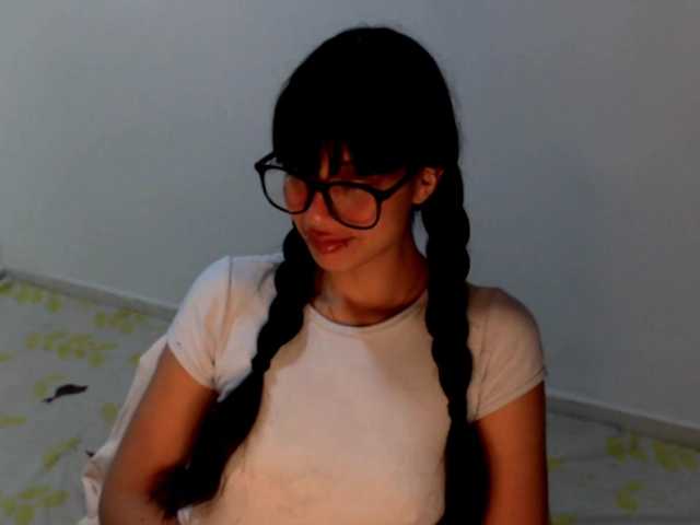 meganmiauu live cam