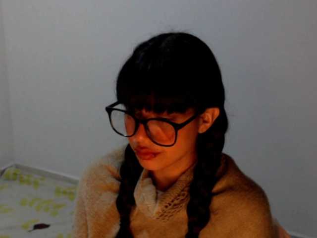 meganmiauu live cam on BongaCams