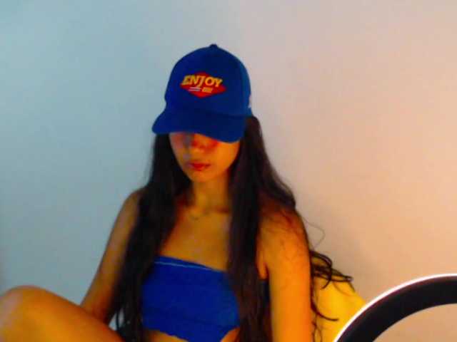 meganmiauu live cam on BongaCams