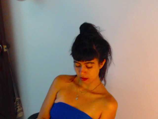 meganmiauu live cam on BongaCams