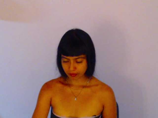 meganmiauu live cam on BongaCams