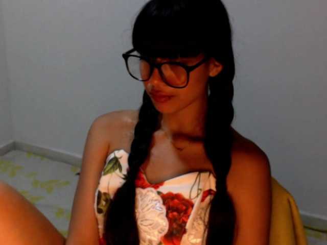 meganmiauu live cam on BongaCams