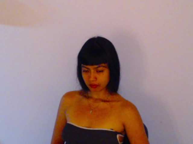 meganmiauu live cam on BongaCams