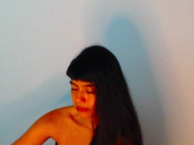 meganmiauu live cam on BongaCams