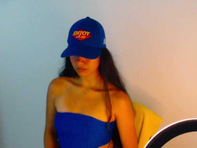 meganmiauu live cam preview