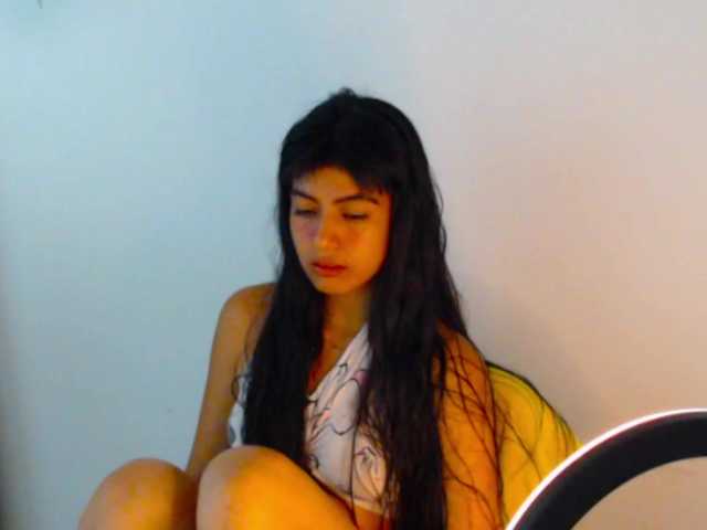 meganmiauu live cam on BongaCams