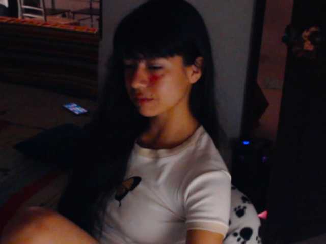 meganmiauu live cam preview