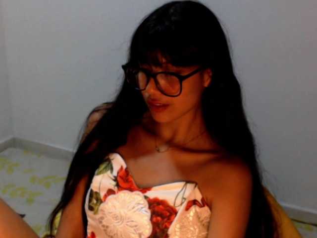 meganmiauu live cam on BongaCams
