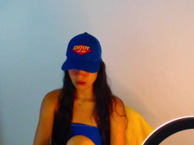 meganmiauu live cam preview
